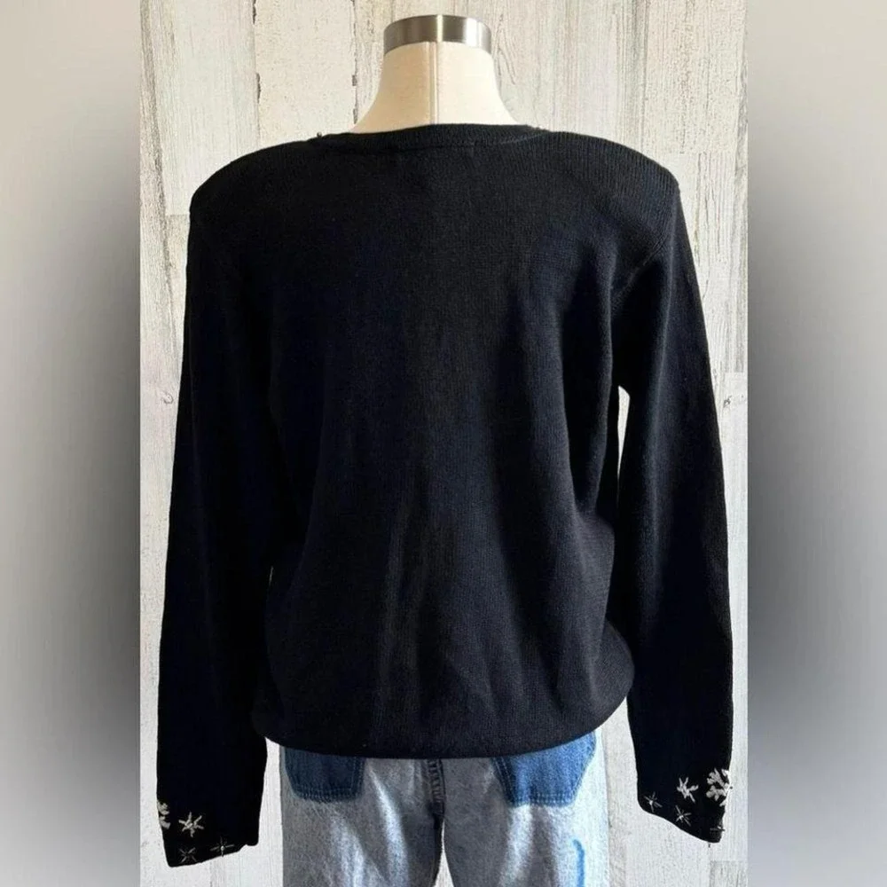 Vintage Snowflake Cardigan black‎ Beaded Holiday Fair Isle Sweater Christmas